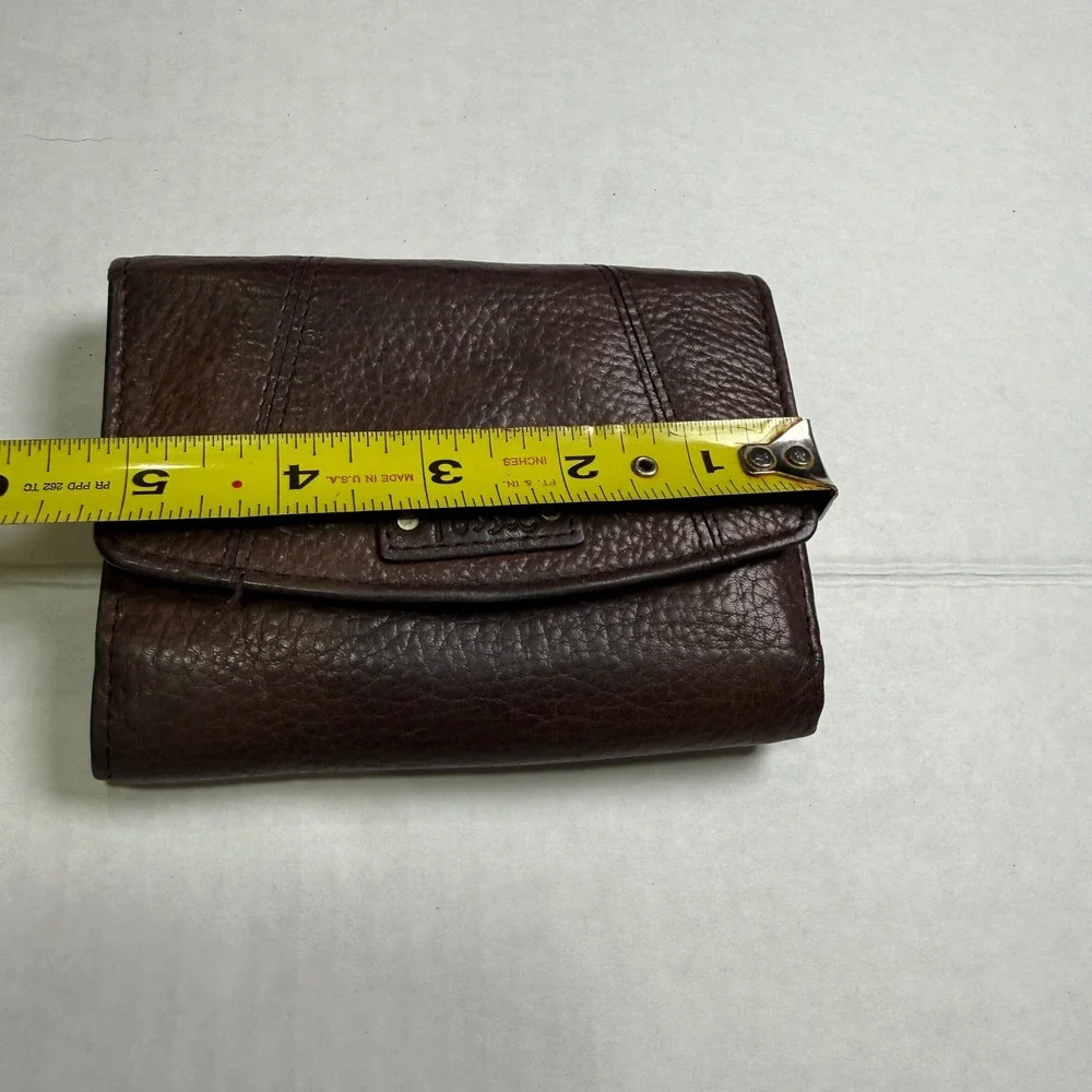 Fossil Womens Brown Pebbled Leather Trifold Wallet ID Window Coin Pocket